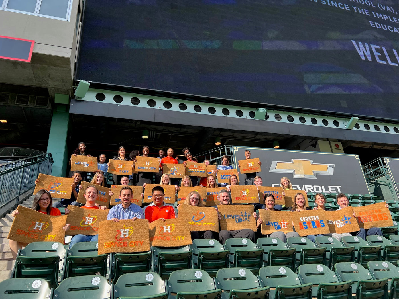 CORPORATE OR TEAM BUILDING